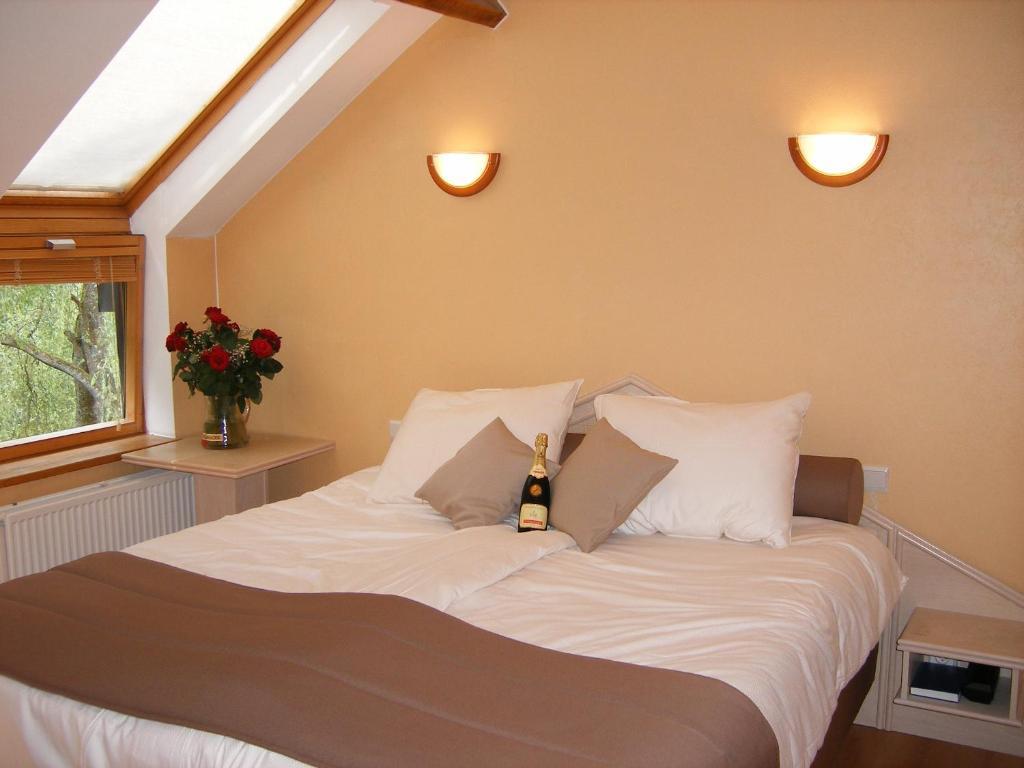 Hotel Les 5 Ourthes Houffalize Eksteriør billede